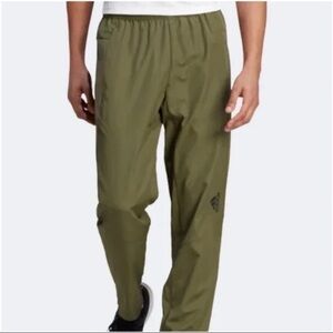 Adidas Men’s sweatpants small